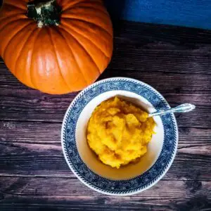 Pumpkin puree in a bowl ready to use.