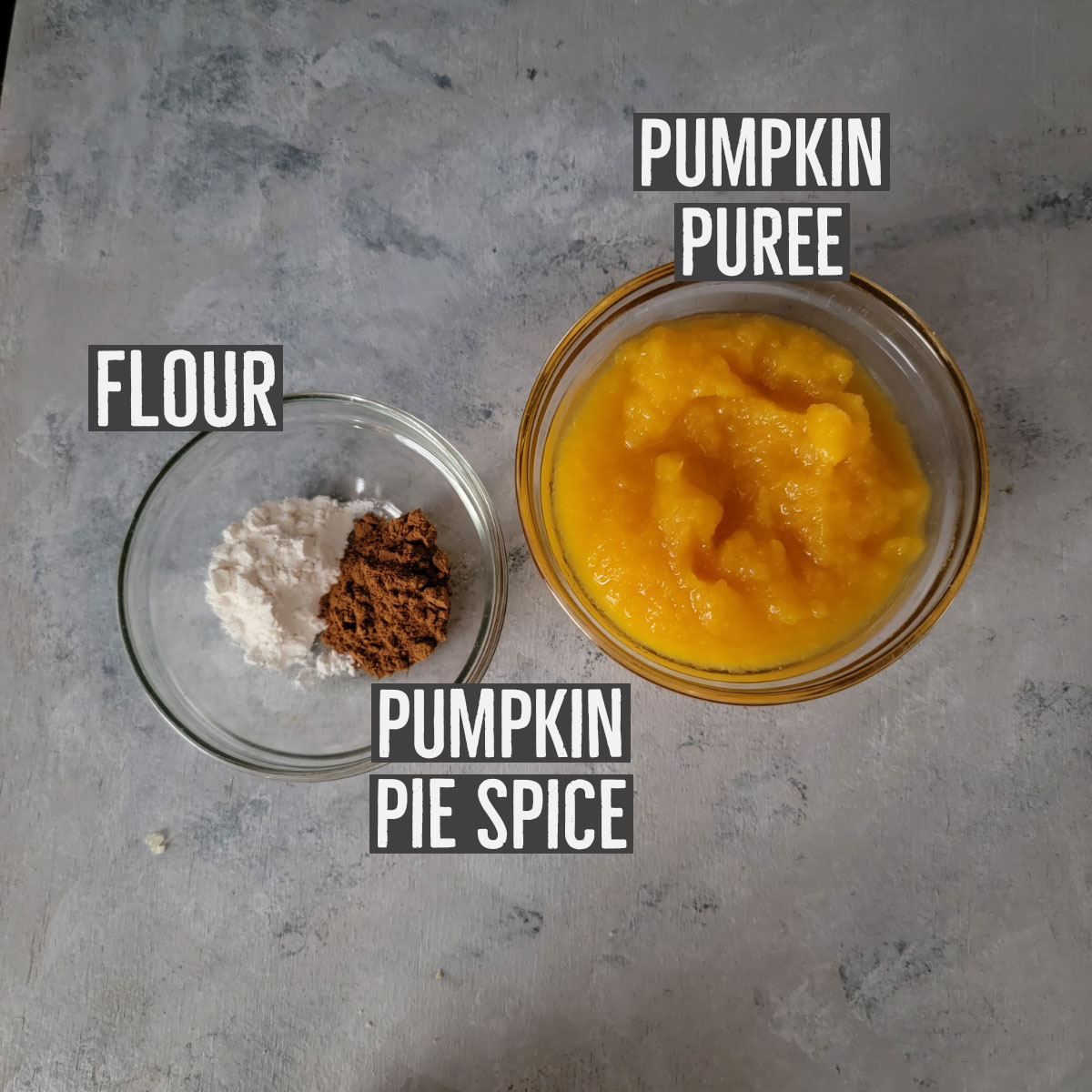 Ingredients shown for pumpkin layer - flour, pumpkin puree and pumpkin pie spice.